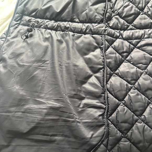 Athleta Whisper Featherless Parka - Black - Petite Medium - Picture 4 of 5